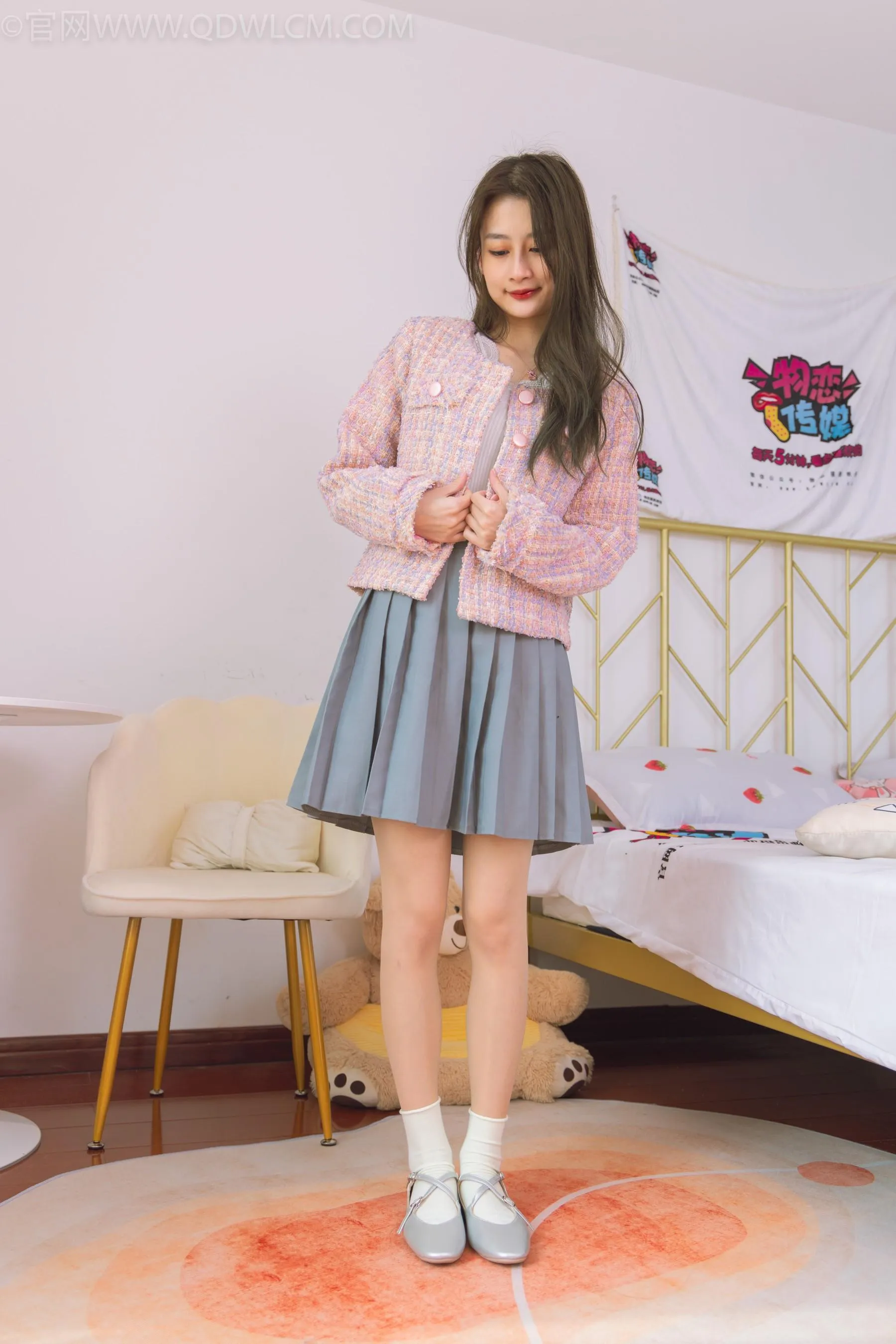 物恋传媒 NO.1522 卿卿-红色情怀 [151P]插图7